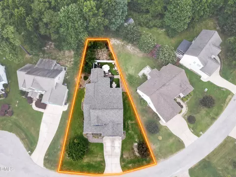 View/Area - 62 Meredith Ct, Garner, NC 27529 photo 3 of 4