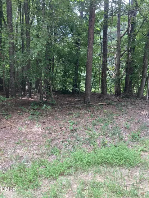 1614 Jones Ferry Rd, Chapel Hill, NC 27516