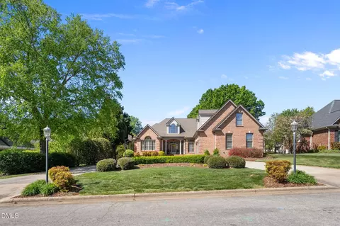 902 Mill Pointe Way, Elon, NC 27244