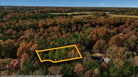 154 Ridgecrest Ln, Henderson, NC 27537
