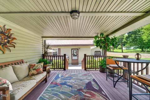 Exterior - 1070 8th St, Virgilina, VA 24598 photo 9 of 15