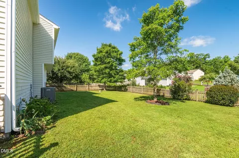 11 Epping Ct, Durham, NC 27703 photo 16