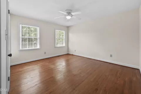 3307 Roundtree Ct, Raleigh, NC 27607 photo 8