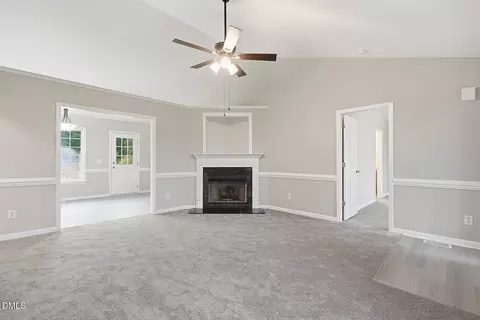 Living - 1217 Smith Rd, Smithfield, NC 27577 photo 2 of 3