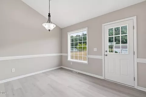 Dining - 1217 Smith Rd, Smithfield, NC 27577 photo 1 of 1