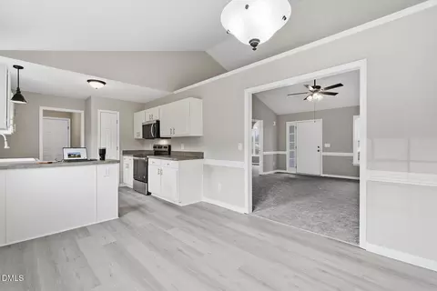 Entry Way - 1217 Smith Rd, Smithfield, NC 27577 photo 1 of 1