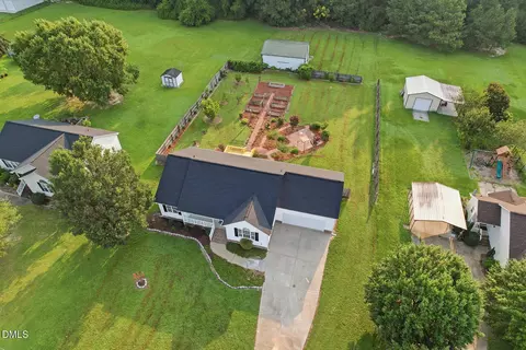 View/Area - 1217 Smith Rd, Smithfield, NC 27577 photo 1 of 5