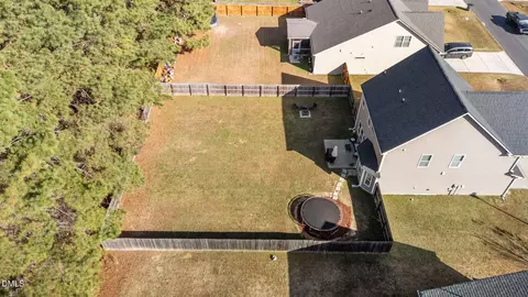 View/Area - 53 Gemith Ct, Clayton, NC 27520 photo 6 of 7