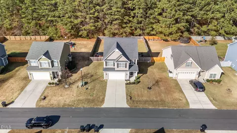 View/Area - 53 Gemith Ct, Clayton, NC 27520 photo 2 of 7
