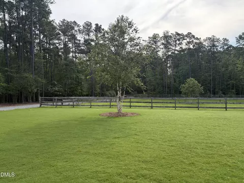275 Hickory Trace Ln, Durham, NC 27713 photo 9