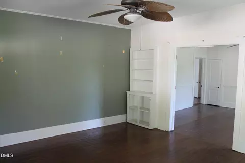 Living - 213 S Fifth St, Smithfield, NC 27577 photo 3 of 4