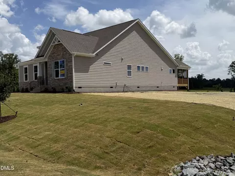 18 Rustic Woods Ct, Angier, NC 27501 photo 3