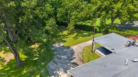 Exterior - 114 Castle Cir, Smithfield, NC 27577 photo 7 of 7