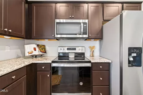 Kitchen - 214 Sunfish St, Smithfield, NC 27577 photo 4 of 4