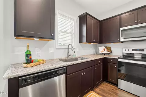 Kitchen - 214 Sunfish St, Smithfield, NC 27577 photo 3 of 4