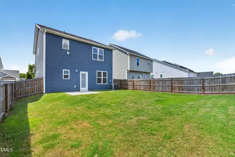 Exterior - 214 Sunfish St, Smithfield, NC 27577 photo 5 of 7