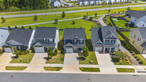 View/Area - 214 Sunfish St, Smithfield, NC 27577 photo 5 of 7