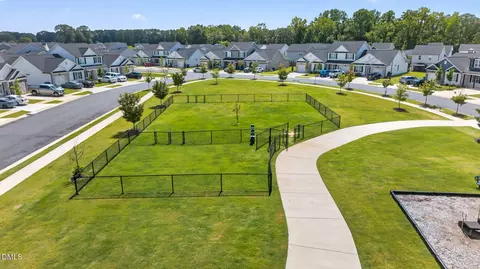 View/Area - 214 Sunfish St, Smithfield, NC 27577 photo 3 of 7