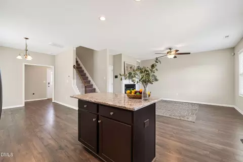 Entry Way - 214 Sunfish St, Smithfield, NC 27577 photo 5 of 6