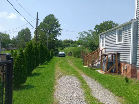 502 Short St, Haw River, NC 27258 photo 4