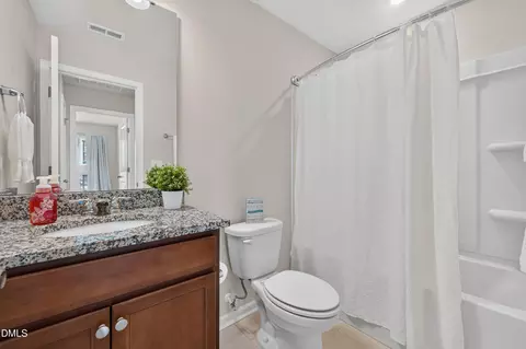 Bath - 217 Lafferty St, Durham, NC 27703 photo 4 of 4