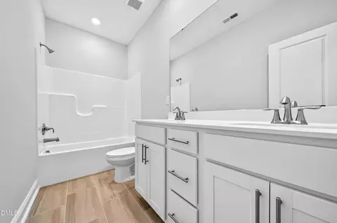 Bath - 412 Cedar Barn Ln, Garner, NC 27529 photo 5 of 5