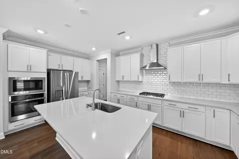 Kitchen - 412 Cedar Barn Ln, Garner, NC 27529 photo 2 of 4