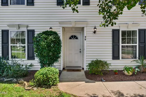 38 Silverstone Dr, Pittsboro, NC 27312