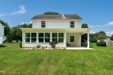 38 Silverstone Dr, Pittsboro, NC 27312