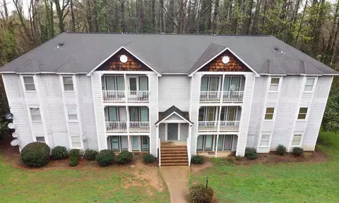 1300 Park Glen Dr #104, Raleigh, NC 27610
