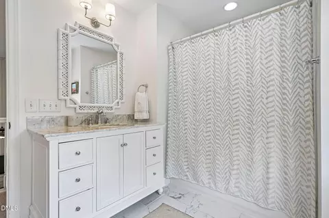 Bath - 300 Burnt Pine Ct, Apex, NC 27502 photo 5 of 5