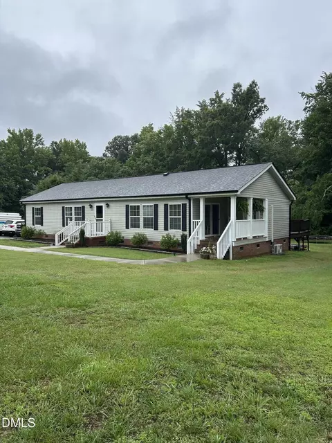 2122 Cheyenne Dr, Burlington, NC 27217