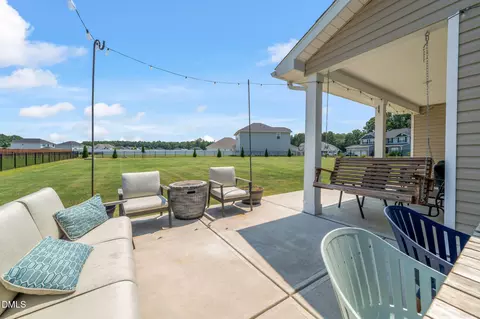 Exterior - 289 Red Hawk Pl, Smithfield, NC 27577 photo 6 of 12