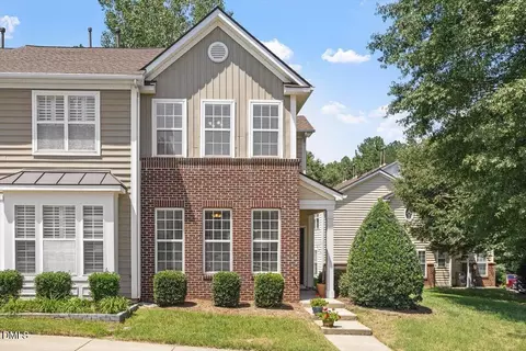 5310 Crescentview Pkwy, Raleigh, NC 27606