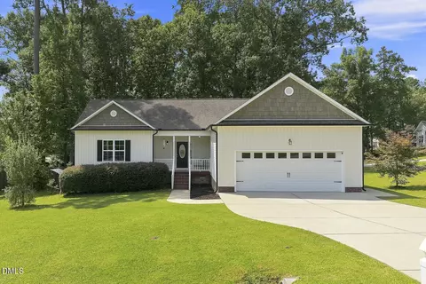 14 Springmoor Dr, Angier, NC 27501 photo 2