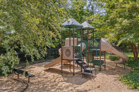 View/Area - 901 S Bend Dr, Durham, NC 27713 photo 13 of 13