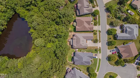 View/Area - 901 S Bend Dr, Durham, NC 27713 photo 2 of 13