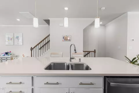 Kitchen - 455 Deercroft Dr, Apex, NC 27539 photo 4 of 5