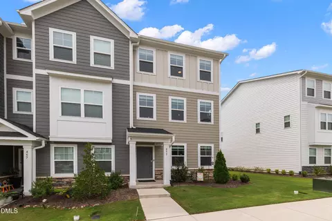 Exterior - 455 Deercroft Dr, Apex, NC 27539 photo 2 of 5