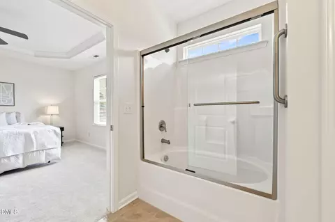Bath - 129 Torpoint Rd, Durham, NC 27703 photo 3 of 5