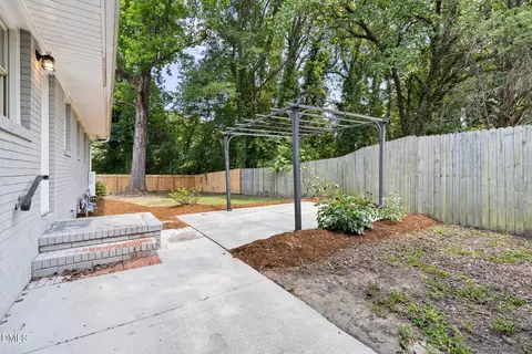 2513 Janet St, Durham, NC 27707 photo 28