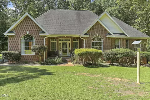 348 Doe Run Dr, Sanford, NC 27330