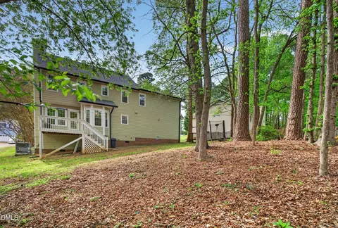 Exterior - 956 E Durness Ct, Wake Forest, NC 27587 photo 10 of 11