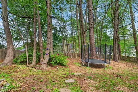 Exterior - 956 E Durness Ct, Wake Forest, NC 27587 photo 7 of 11