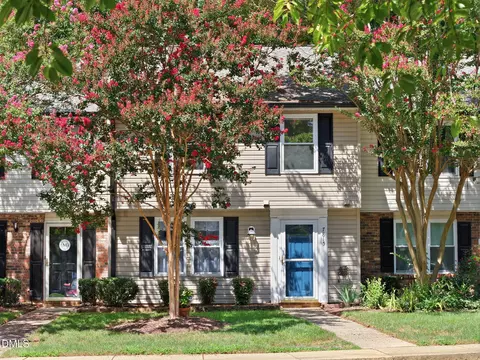 7815 Stephanie Ln, Raleigh, NC 27615