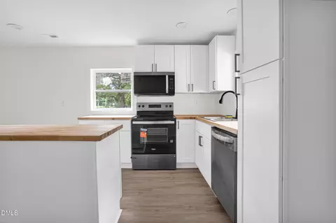 Kitchen - 630 E Pine Ave, Wake Forest, NC 27587 photo 2 of 2