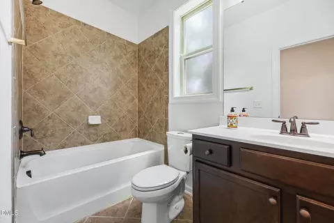 Bath - 849 Rymark Ct, Cary, NC 27513 photo 2 of 3