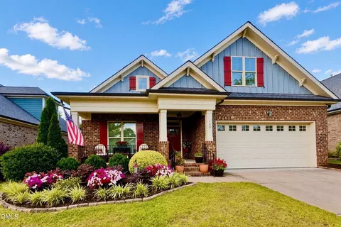 154 Moss Creek Pl, Fuquay Varina, NC 27526