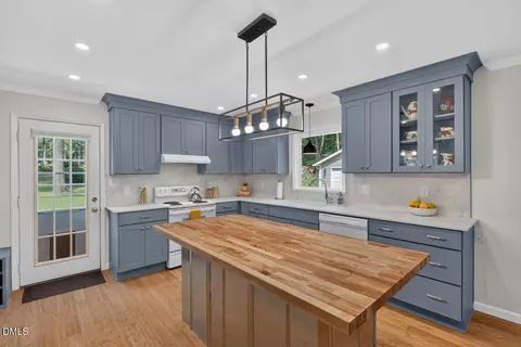 Kitchen - 606 Crestview Dr, Durham, NC 27712 photo 2 of 7