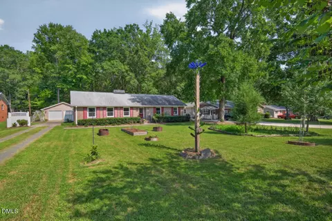 Exterior - 606 Crestview Dr, Durham, NC 27712 photo 2 of 11
